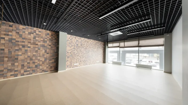 VENTA DE ESPACIO COMERCIAL EN VÍA ESPAÑA